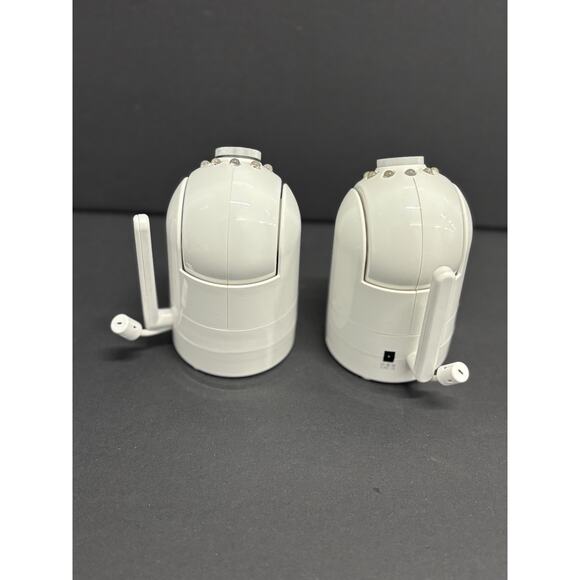 2 Infant Optics DXR-8 Replacement Wireless CAMERA ONLY White W/ AC Power Adapter - Picture 4 of 8